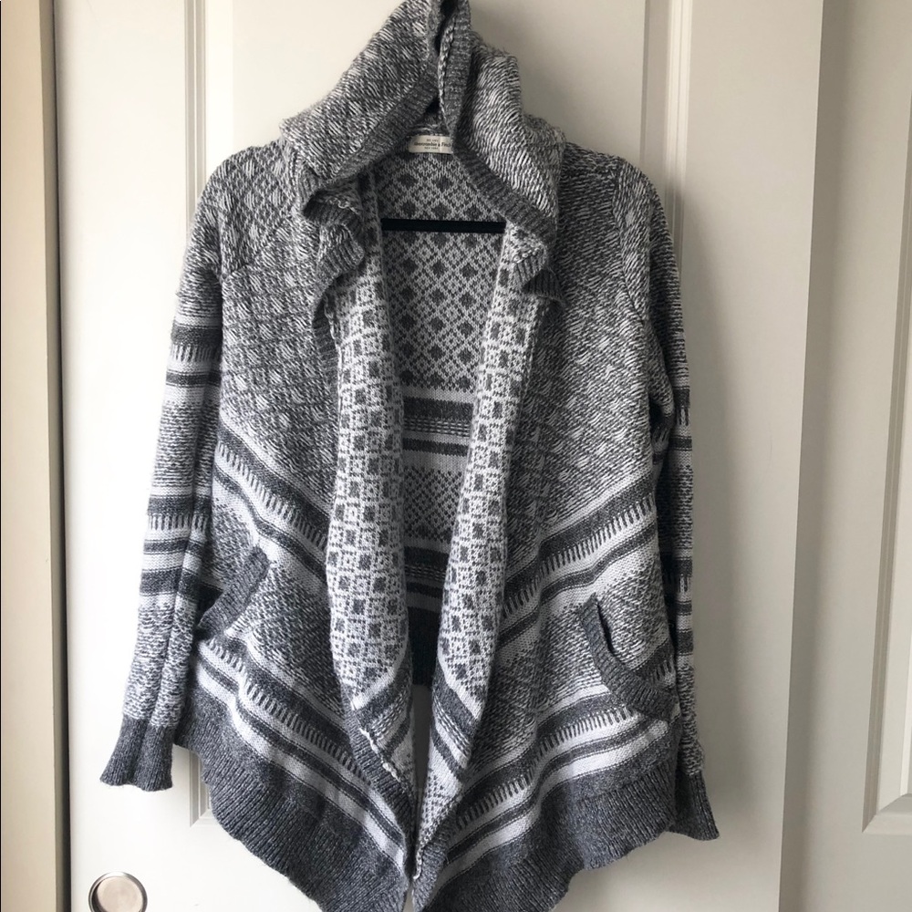Abercrombie & Fitch Hooded Sweater Wrap Cardigan Gray White